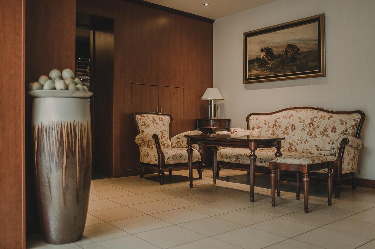 Hotel Restaurant Boss Miloslaw Luaran gambar